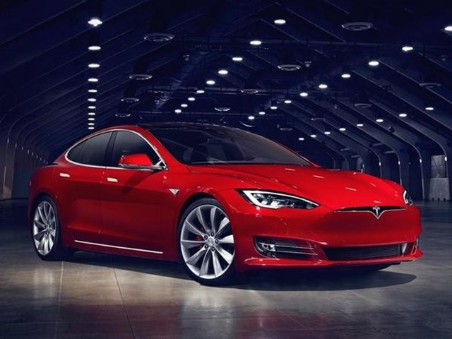 Tesla 推 Model S 全新入门款！入手门槛更亲民