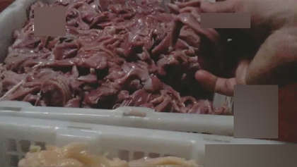 吃到拉！鸭肉冒充牛肉　烤肉店还得意“骗过全世界”