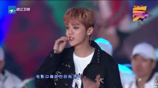 合体跑男？Angelababy现身浙江卫视跨年晚会！