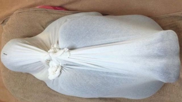 诡异！这不是木乃伊尸体　是日本民俗疗法
